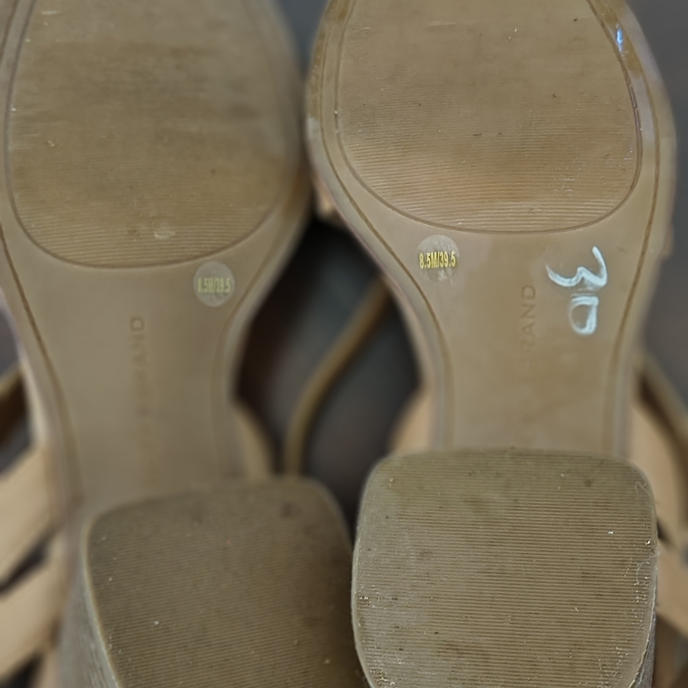 Lucky Brand Women's Tan Leather Strappy Sandals - Picture 2 of 4